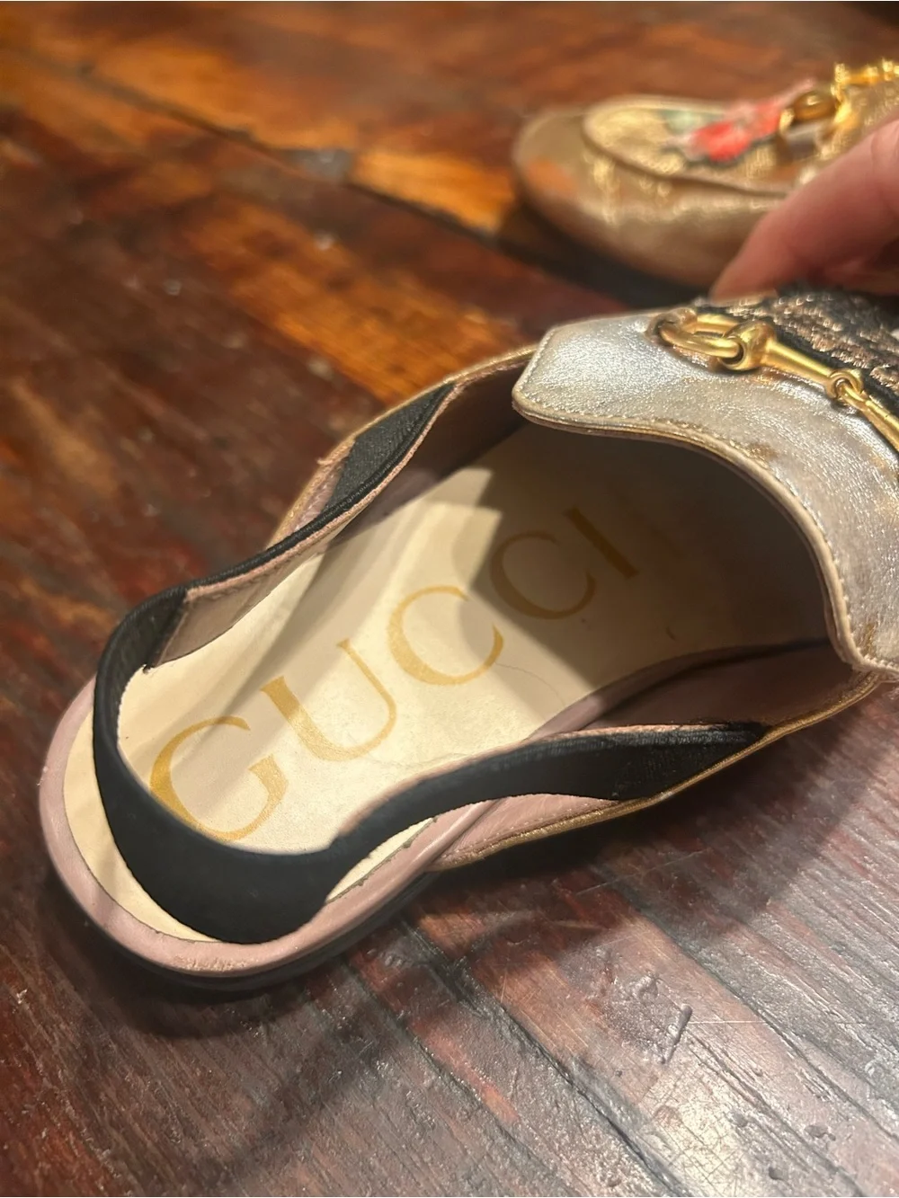 Gucci Girls Princeton Gold Leather Slingback Mules with Mismatched Motifs